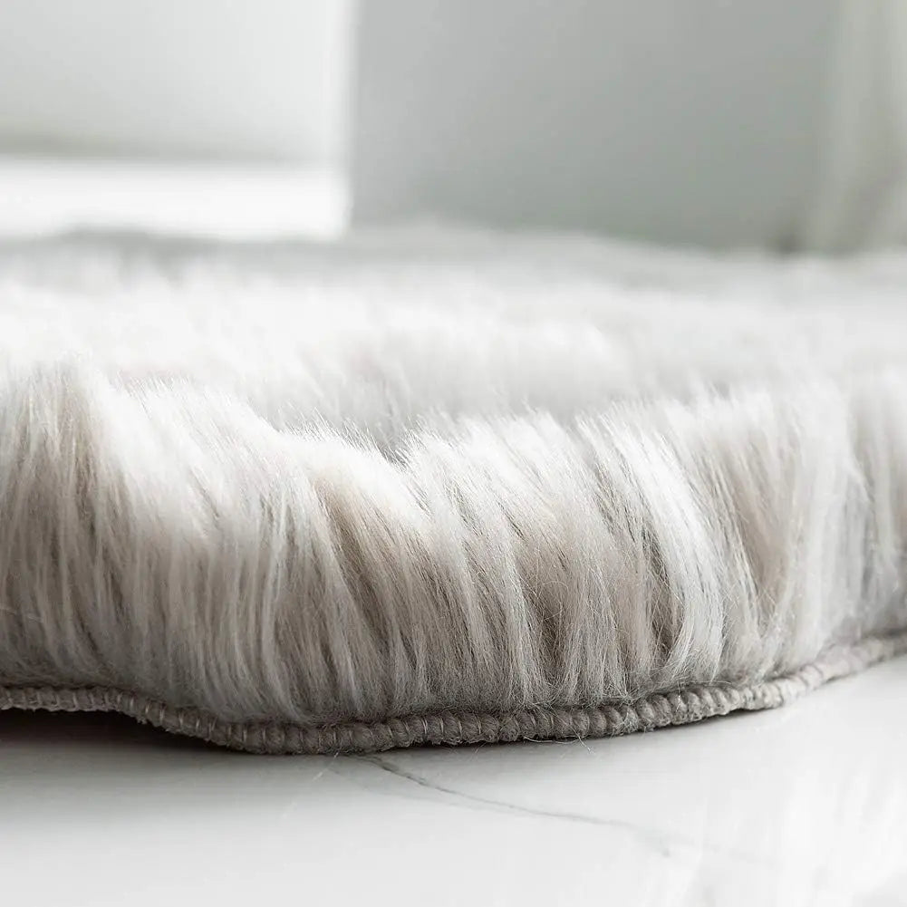Soft Shaggy Faux Fur Rug Non-Slip Floor Mat